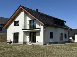 Prodej rodinného domu, Dobrkovice, 231 m2