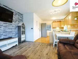 Prodej rodinného domu, Žákava, 200 m2