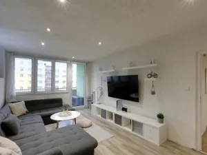 Prodej bytu 3+1, Plzeň - Severní Předměstí, Sokolovská, 76 m2