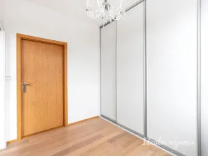 Pronájem bytu 3+kk, Praha - Smíchov, V lesíčku, 51 m2