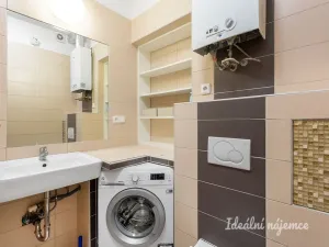 Pronájem bytu 3+kk, Praha - Smíchov, V lesíčku, 51 m2