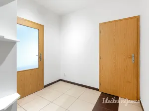 Pronájem bytu 3+kk, Praha - Smíchov, V lesíčku, 51 m2