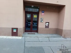 Pronájem bytu 2+1, Praha, Doudova, 64 m2