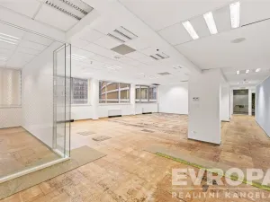 Pronájem kanceláře, Praha - Nusle, Doudlebská, 883 m2