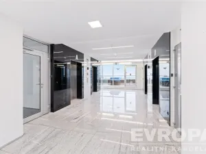 Pronájem kanceláře, Praha - Krč, Olbrachtova, 320 m2