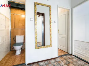 Pronájem bytu 3+1, Praha - Kobylisy, Famfulíkova, 67 m2