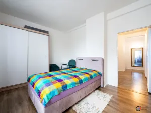 Prodej bytu 3+1, Pardubice - Zelené Předměstí, Benešovo náměstí, 78 m2