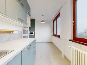 Pronájem bytu 3+1, Praha - Střížkov, Děčínská, 87 m2