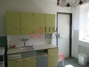 Prodej vícegeneračního domu, Dvorce, Budišovská, 190 m2