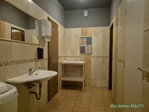 Pronájem restaurace, Praha - Letňany, 124 m2