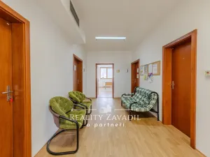 Prodej kanceláře, Jeseník, nám. Svobody, 356 m2