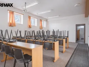 Prodej komerčního pozemku, Okříšky, Za tratí, 34555 m2