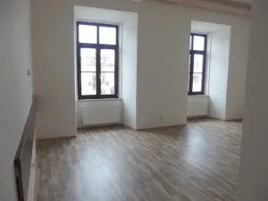 Pronájem bytu 3+kk, Napajedla, Masarykovo náměstí, 67 m2