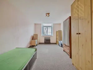 Prodej bytu 2+1, Louny, Husova, 63 m2