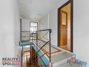 Prodej rodinného domu, Pardubice - Ohrazenice, Seifertova, 195 m2