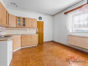 Prodej rodinného domu, Pardubice - Ohrazenice, Seifertova, 195 m2