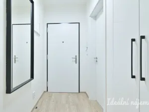 Pronájem bytu 2+kk, Brno, Líšeňská, 34 m2