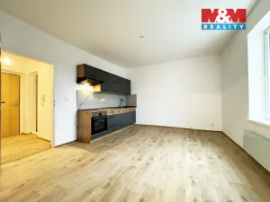 Pronájem bytu 2+1, Karlovy Vary - Stará Role, Nerudova, 70 m2