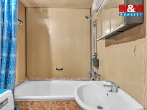 Prodej bytu 3+1, Cerekvice nad Bystřicí, 67 m2