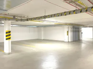 Pronájem kanceláře, Praha - Vysočany, Sokolovská, 184 m2