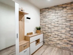 Prodej bytu 2+kk, Praha - Prosek, Ctěnická, 39 m2