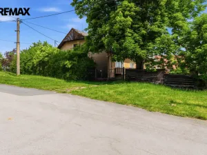 Prodej rodinného domu, Lešany, 194 m2