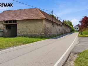 Prodej rodinného domu, Lešany, 194 m2