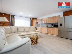 Prodej rodinného domu, Horní Třešňovec, 847 m2