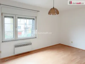 Pronájem rodinného domu, Praha - Nebušice, V březinkách, 365 m2