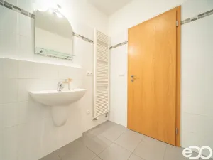 Prodej bytu 2+kk, Praha, K náhonu, 69 m2