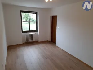 Pronájem bytu 2+kk, Husinec, Komenského, 34 m2
