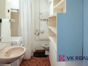 Pronájem bytu 1+kk, Praha - Břevnov, Na Petřinách, 34 m2