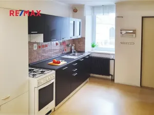 Prodej rodinného domu, Chrást, 280 m2