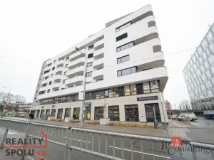 Pronájem garážového stání, Brno, Nové sady, 13 m2