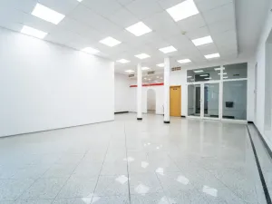 Pronájem kanceláře, Kolín - Kolín III, Legerova, 92 m2