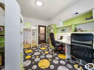 Prodej bytu 3+1, Hradec Králové, třída Edvarda Beneše, 84 m2