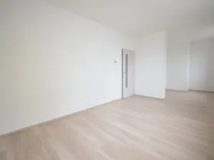 Pronájem bytu 1+kk, Brno - Žebětín, Přírodní, 32 m2