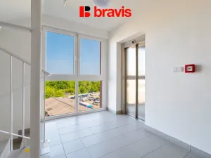 Pronájem bytu 1+kk, Brno - Lesná, Dusíkova, 38 m2