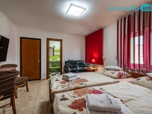 Prodej ubytování, Mariánské Lázně - Úšovice, Palackého, 200 m2