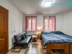 Prodej ubytování, Mariánské Lázně - Úšovice, Palackého, 200 m2