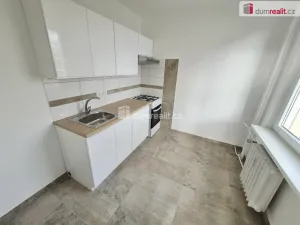 Pronájem bytu 2+kk, Kralupy nad Vltavou - Lobeček, Krakovská, 39 m2