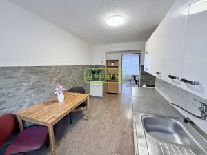 Pronájem bytu 2+1, Solenice, 50 m2