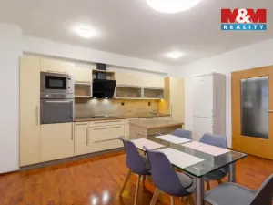 Pronájem bytu 3+kk, Praha - Štěrboholy, Andersenova, 82 m2