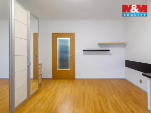 Pronájem bytu 3+kk, Praha - Štěrboholy, Andersenova, 82 m2