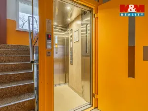 Pronájem bytu 1+1, Karlovy Vary - Stará Role, Okružní, 36 m2