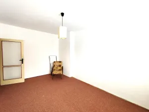 Prodej bytu 2+1, Chrudim, Jabloňová, 53 m2