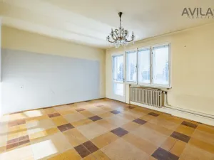 Pronájem rodinného domu, Benešov, 464 m2