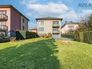 Pronájem rodinného domu, Benešov, 464 m2