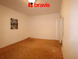 Pronájem bytu 1+1, Brno - Lesná, Halasovo náměstí, 29 m2