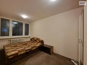 Pronájem bytu 3+kk, Praha - Karlín, Nekvasilova, 56 m2